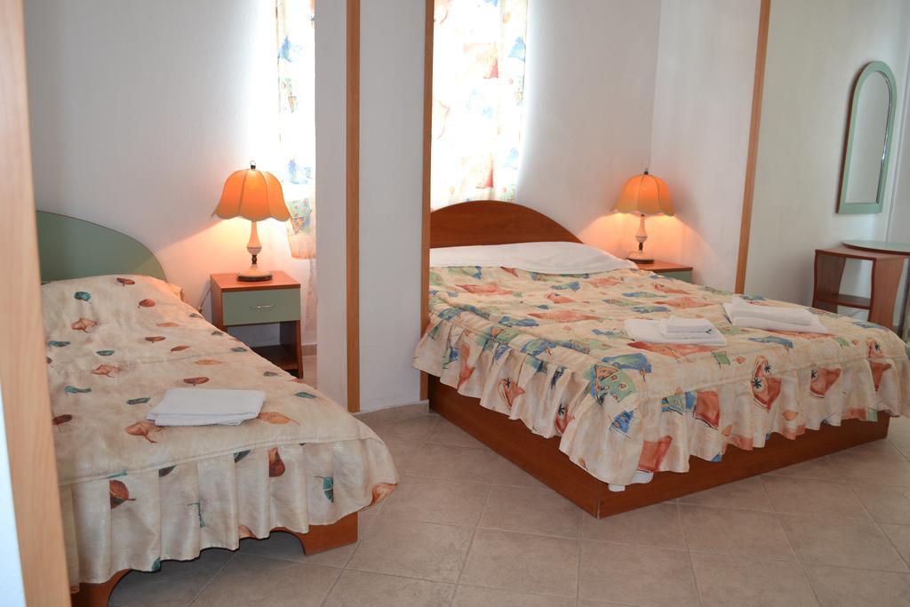 Family Hotel Magnolia Balchik Værelse billede