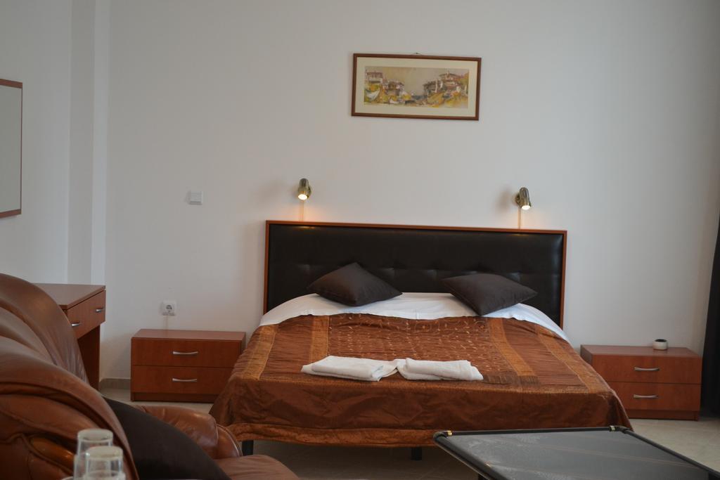 Family Hotel Magnolia Balchik Værelse billede