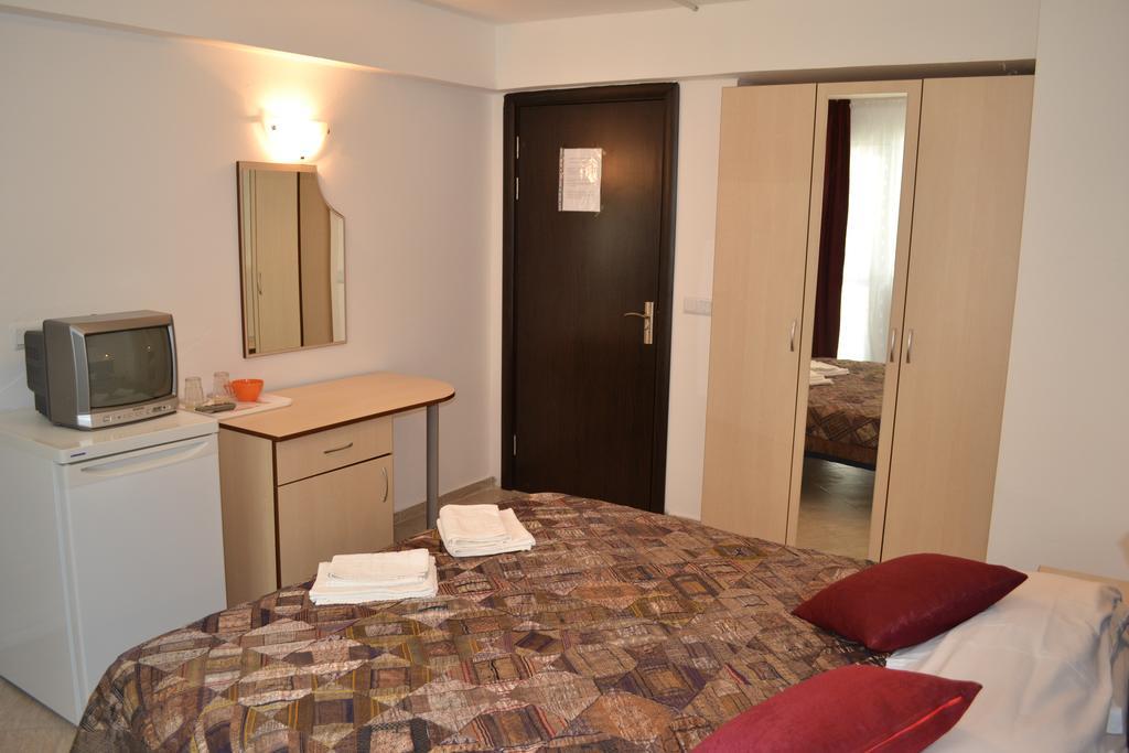 Family Hotel Magnolia Balchik Værelse billede