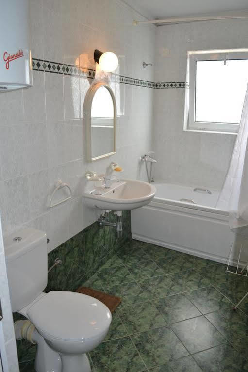 Family Hotel Magnolia Balchik Eksteriør billede
